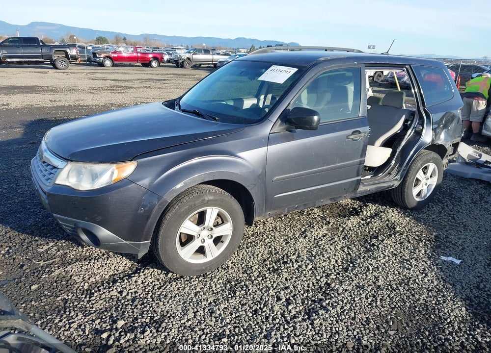 2013 SUBARU FORESTER VIN: JF2SHABC9DH423053