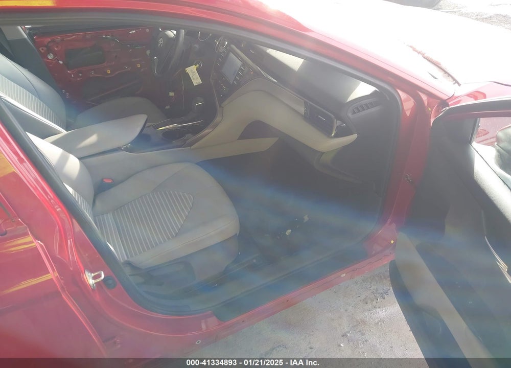 2020 TOYOTA CAMRY SE VIN: 4T1G11AK8LU390307