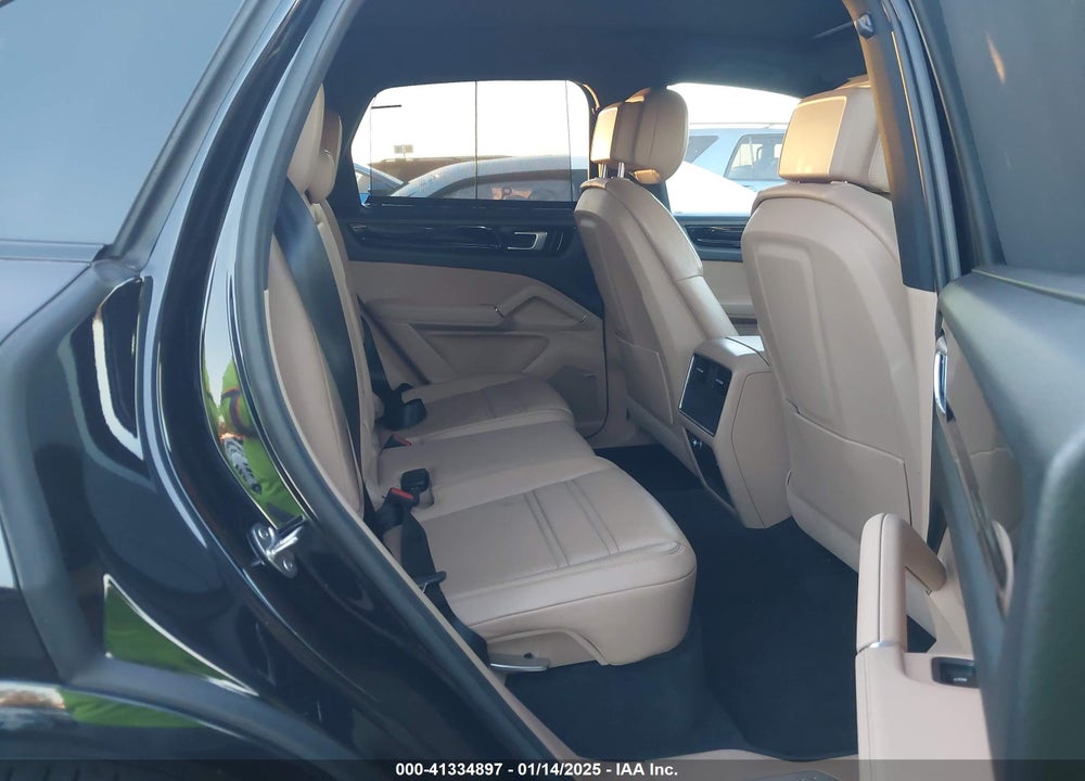 2019 PORSCHE CAYENNE VIN: WP1AA2AYXKDA09378