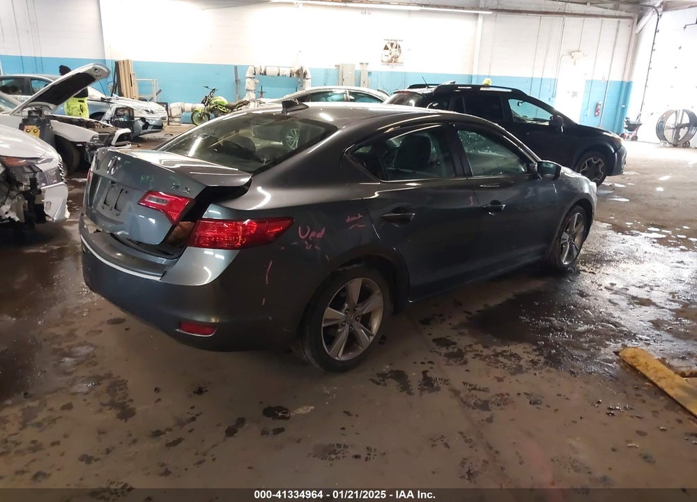 2014 ACURA ILX VIN: 19VDE1F31EE003037