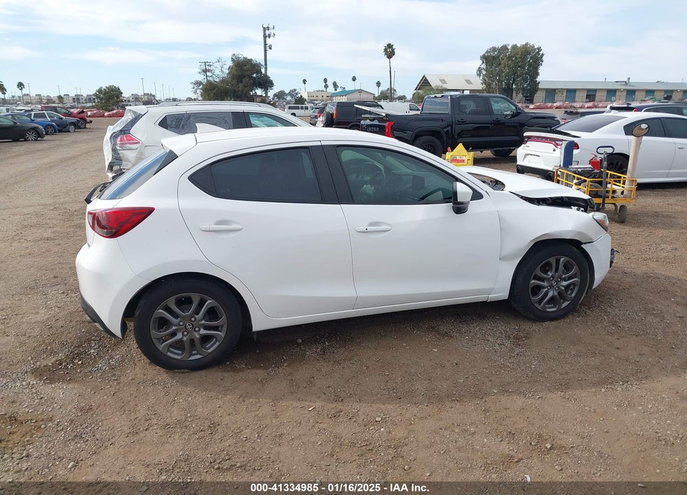 2020 TOYOTA YARIS HATCHBACK VIN: 3MYDLBJV0LY705097