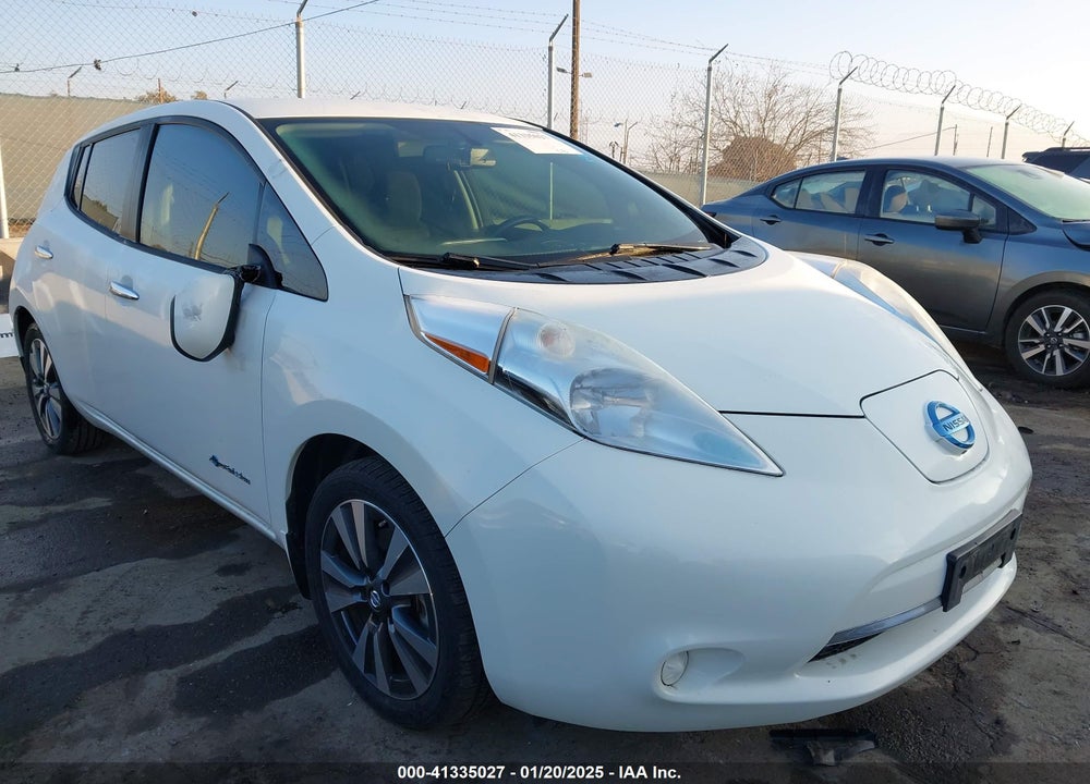 2016 NISSAN LEAF SV VIN: 1N4BZ0CP2GC305828