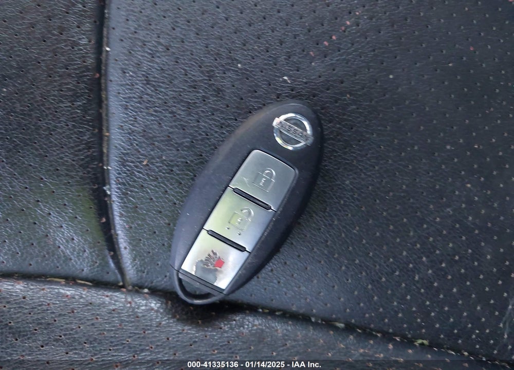 2013 NISSAN ROGUE SV W/SL PKG VIN: JN8AS5MV8DW633757