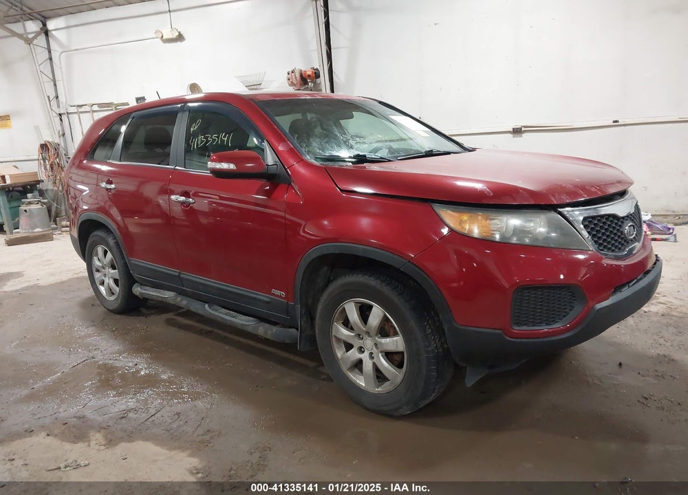 2011 KIA SORENTO LX VIN: 5XYKTCA11BG053909