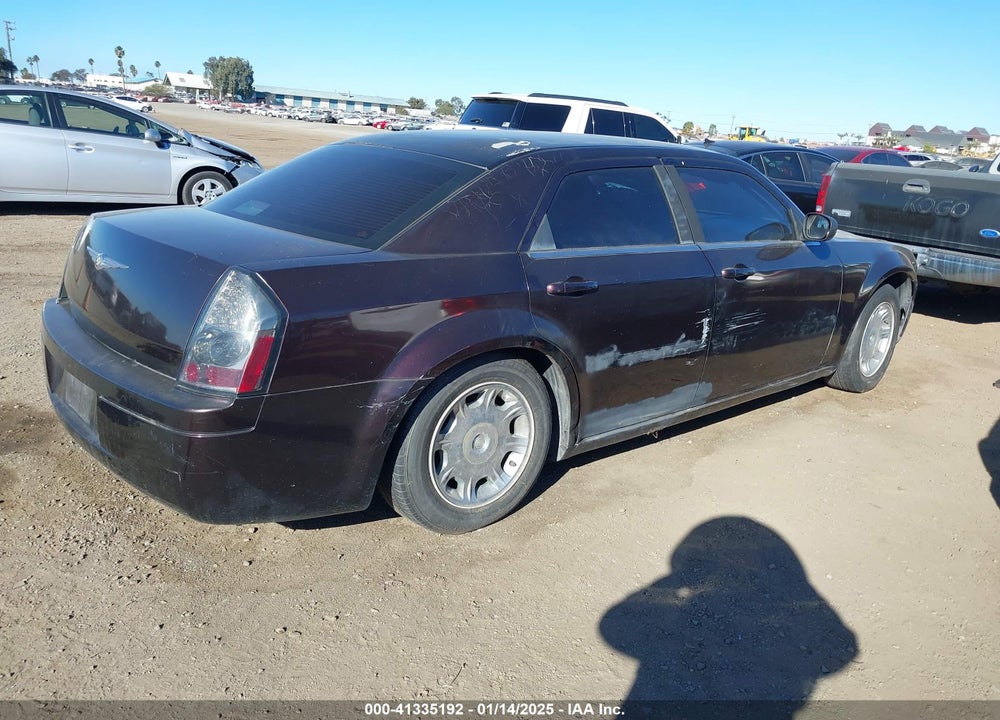 2005 CHRYSLER 300 VIN: 2C3JA43R05H539602
