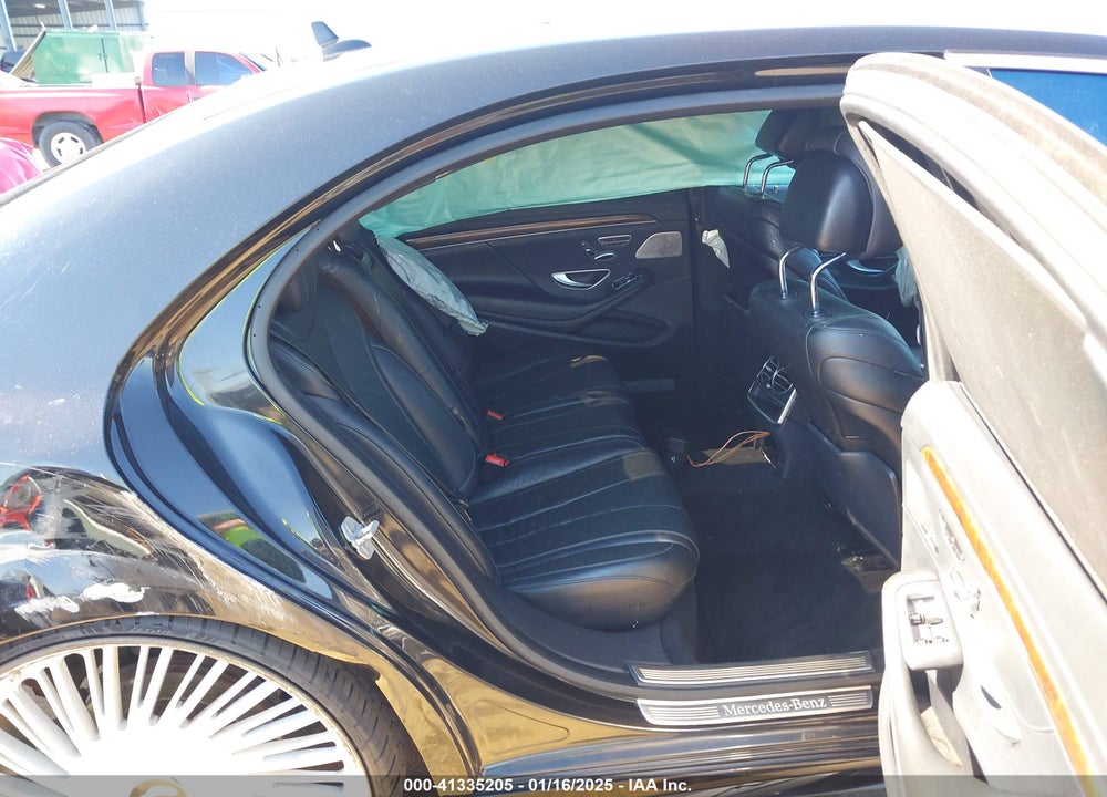 2015 MERCEDES-BENZ S 550 4MATIC VIN: WDDUG8FB1FA077456