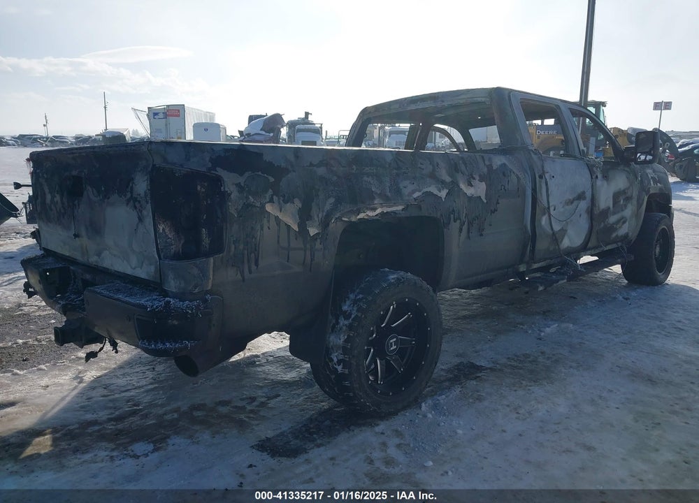 2016 CHEVROLET SILVERADO 2500HD LTZ VIN: 1GC1KWE89GF110651