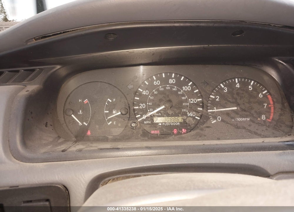 2001 TOYOTA CAMRY CE VIN: 4T1BG22K51U838352