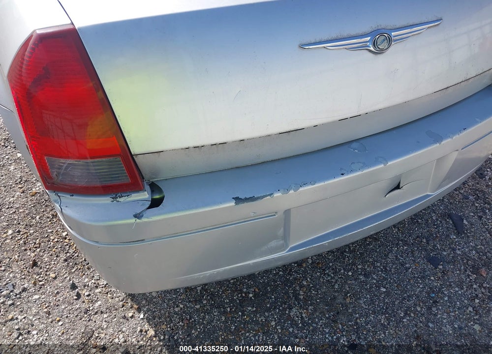2005 CHRYSLER 300 VIN: 2C3JA43R95H523561
