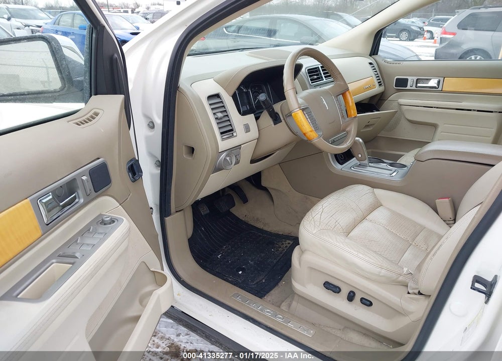 2007 LINCOLN MKX VIN: 2LMDU88C37BJ33055