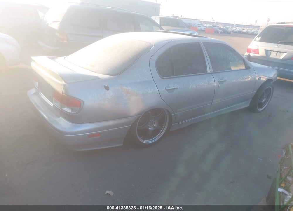 2000 INFINITI G20 VIN: JNKCP11A3YT304180