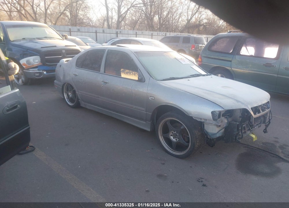 2000 INFINITI G20 VIN: JNKCP11A3YT304180