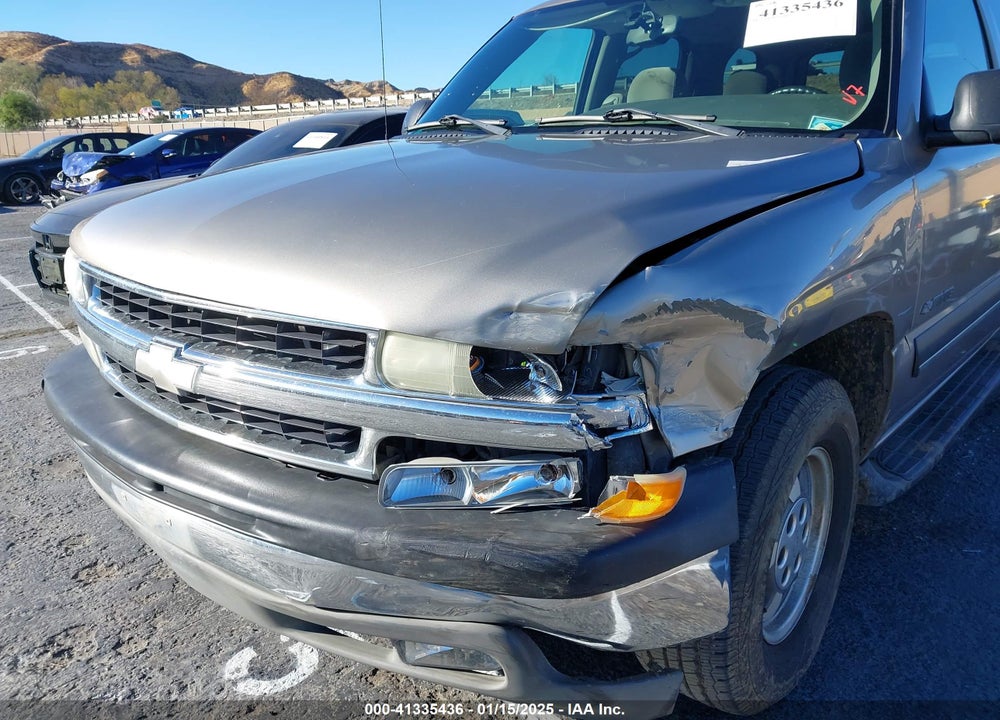2003 CHEVROLET TAHOE LS VIN: 1GNEC13T43R293868
