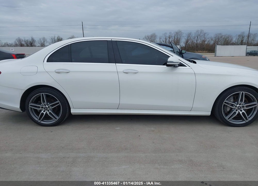 2019 MERCEDES-BENZ E 300 VIN: WDDZF4JB4KA530360