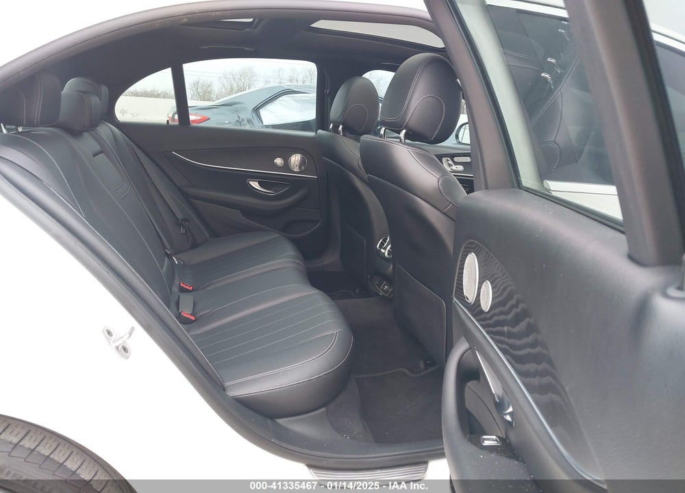 2019 MERCEDES-BENZ E 300 VIN: WDDZF4JB4KA530360