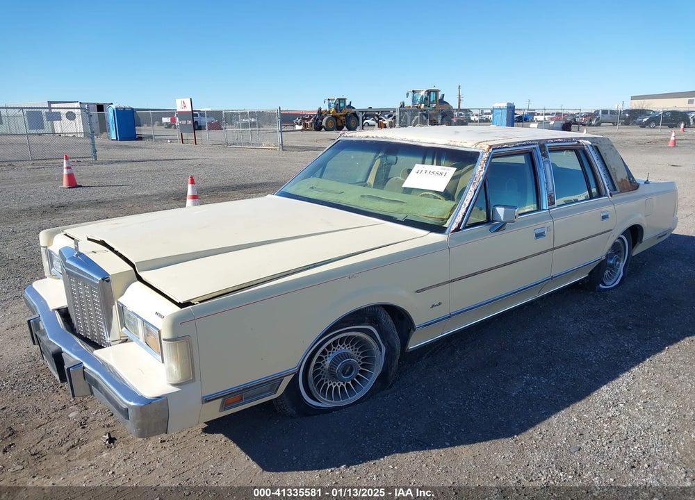 1985 LINCOLN TOWN CAR VIN: 1LNBP96F0FY770483