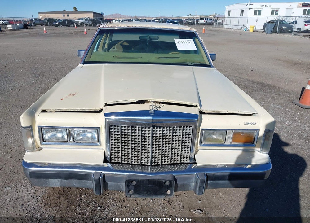 1985 LINCOLN TOWN CAR VIN: 1LNBP96F0FY770483