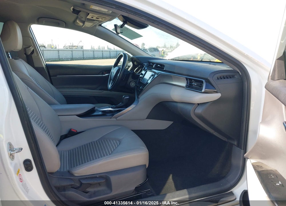 2019 TOYOTA CAMRY VIN: 4T1B11HK5KU679112
