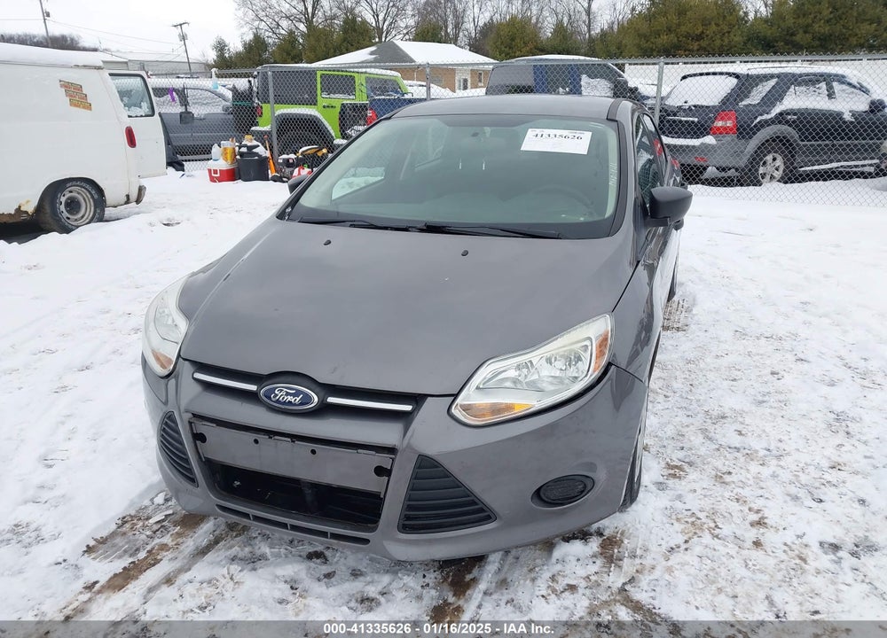 2014 FORD FOCUS VIN: 1FADP3E20EL458772