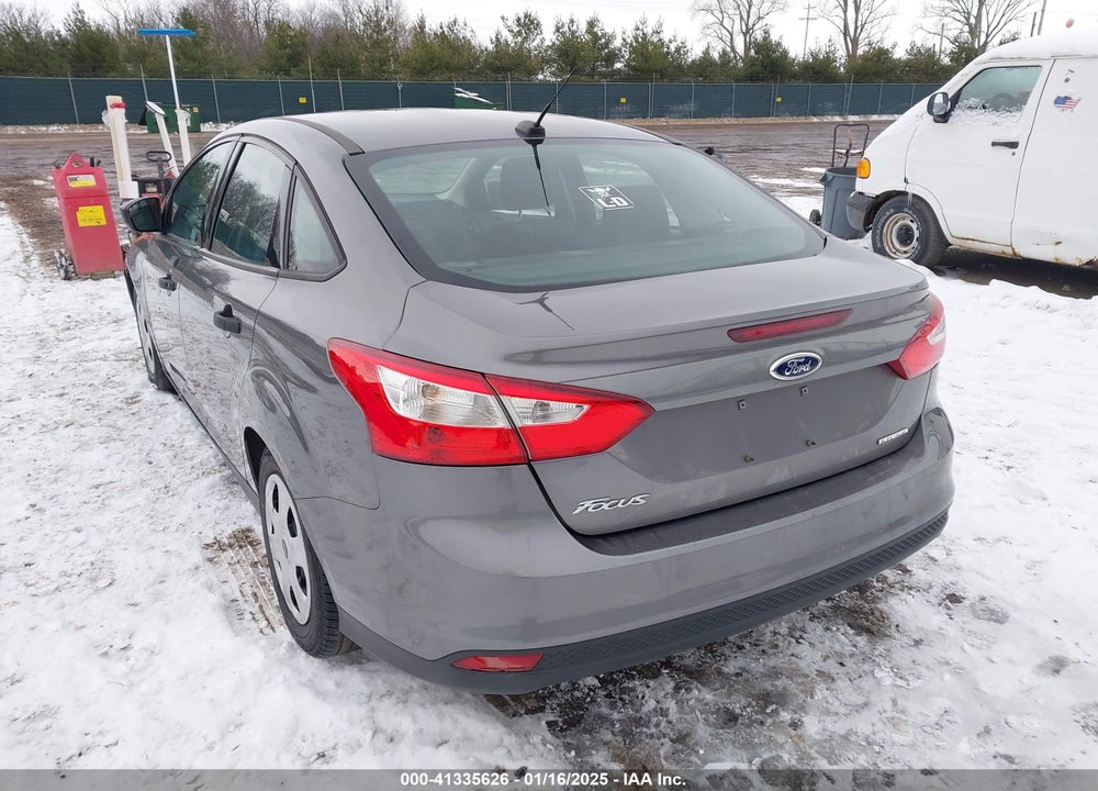 2014 FORD FOCUS VIN: 1FADP3E20EL458772