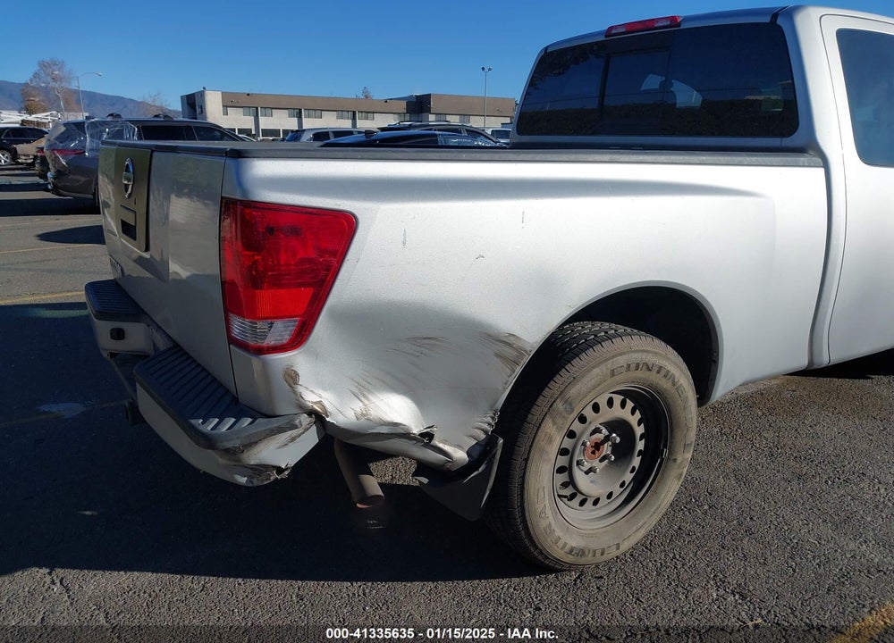 2011 NISSAN TITAN VIN: 1N6AA0CH5BN312613