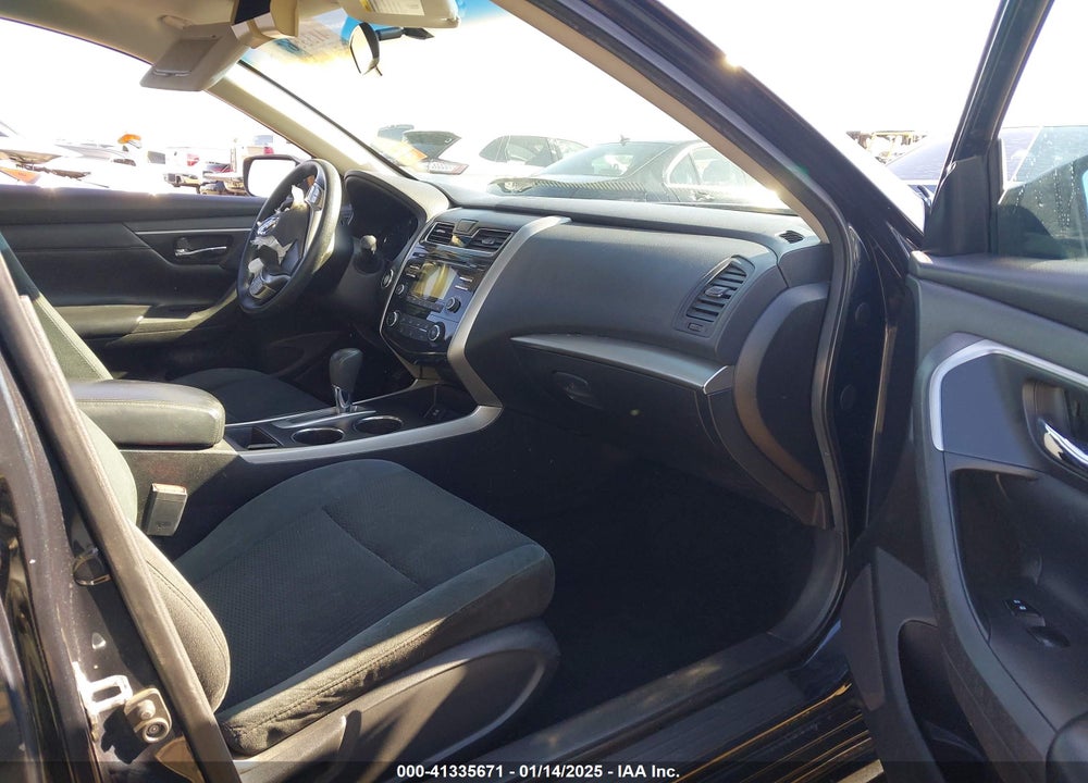 2015 NISSAN ALTIMA VIN: 1N4AL3AP1FN889661