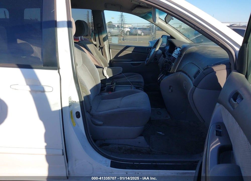 2006 TOYOTA SIENNA LE VIN: 5TDZA23C16S422001