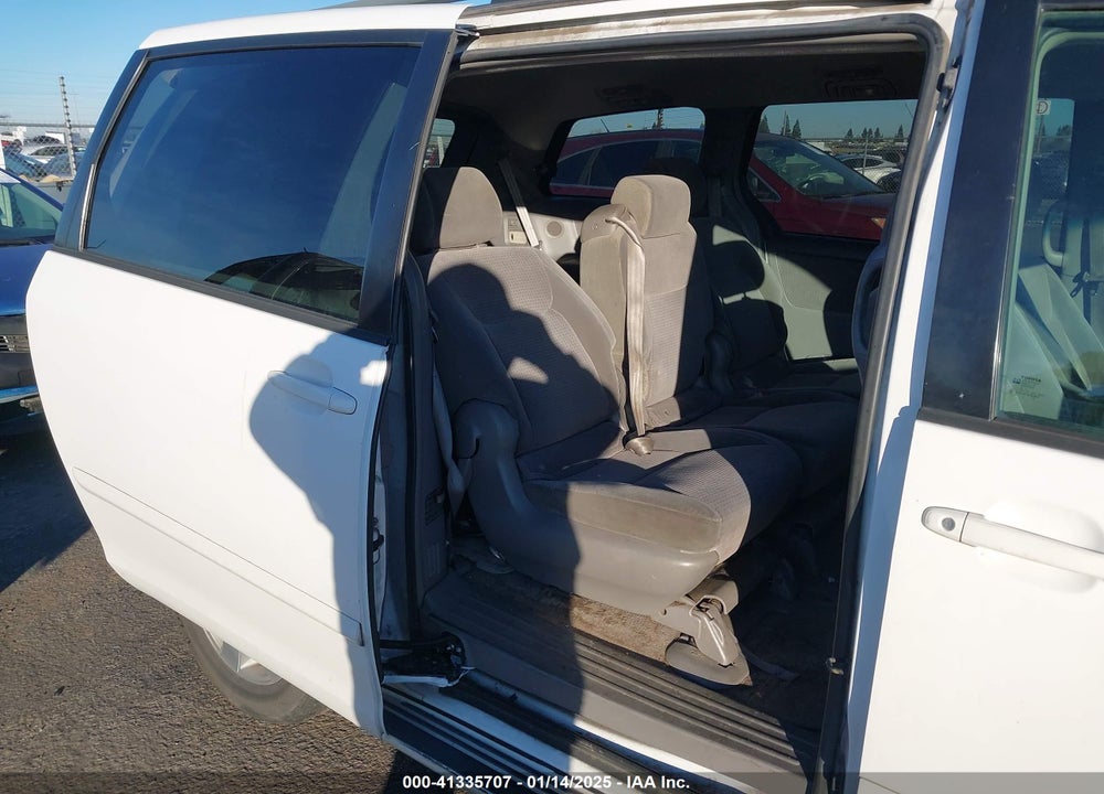 2006 TOYOTA SIENNA LE VIN: 5TDZA23C16S422001
