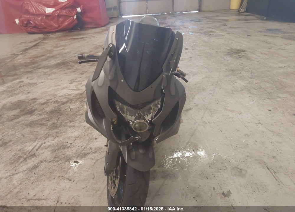 2005 SUZUKI GSX-R750 K VIN: JS1GR7JA952100687