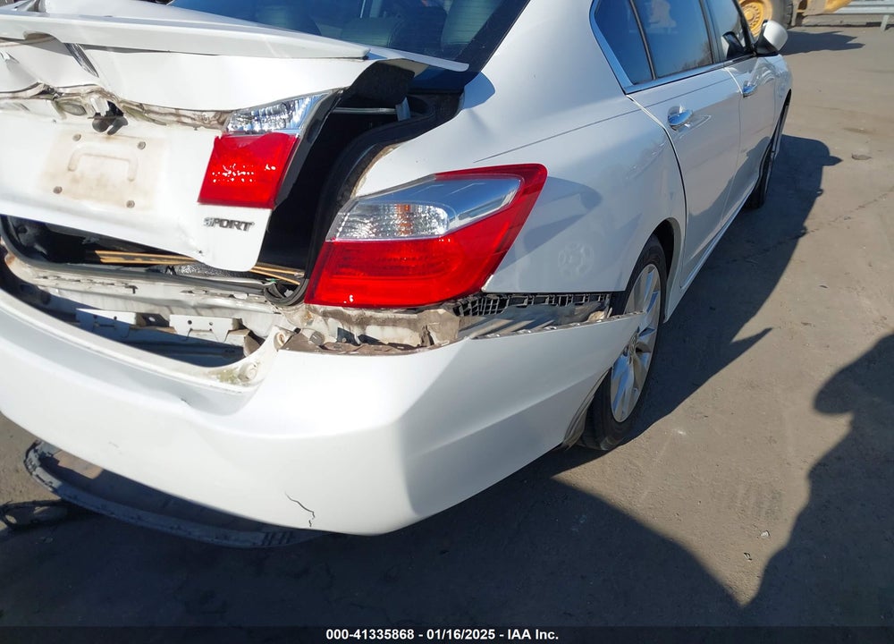 2013 HONDA ACCORD VIN: 1HGCR2F53DA100838