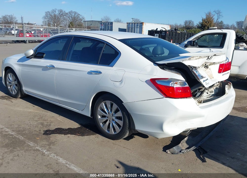 2013 HONDA ACCORD VIN: 1HGCR2F53DA100838