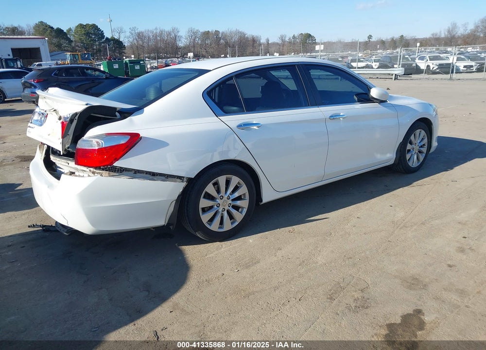 2013 HONDA ACCORD VIN: 1HGCR2F53DA100838