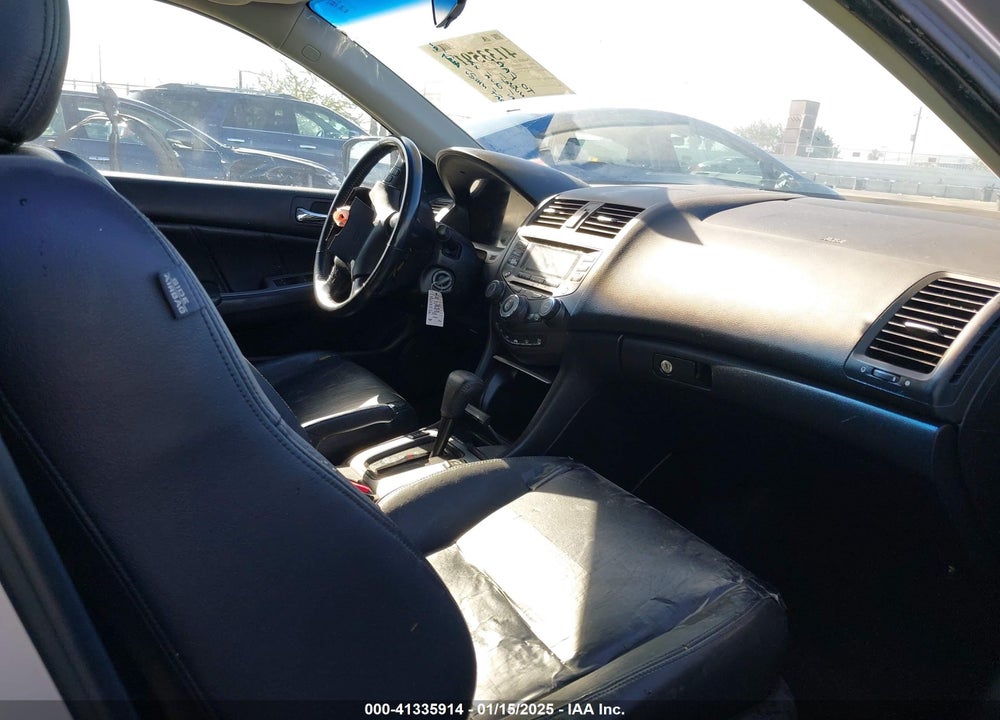 2004 HONDA ACCORD 2.4 EX VIN: JHMCM56834C035453