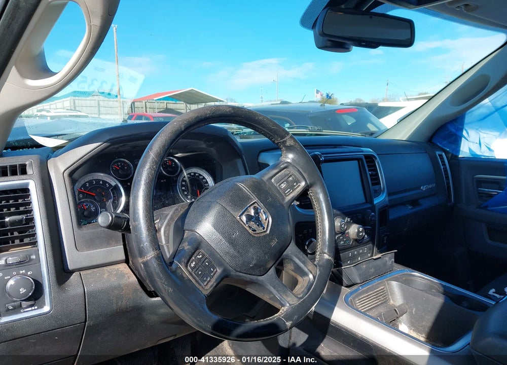 2016 RAM 3500 BIG HORN VIN: 3C63RRHL5GG128575
