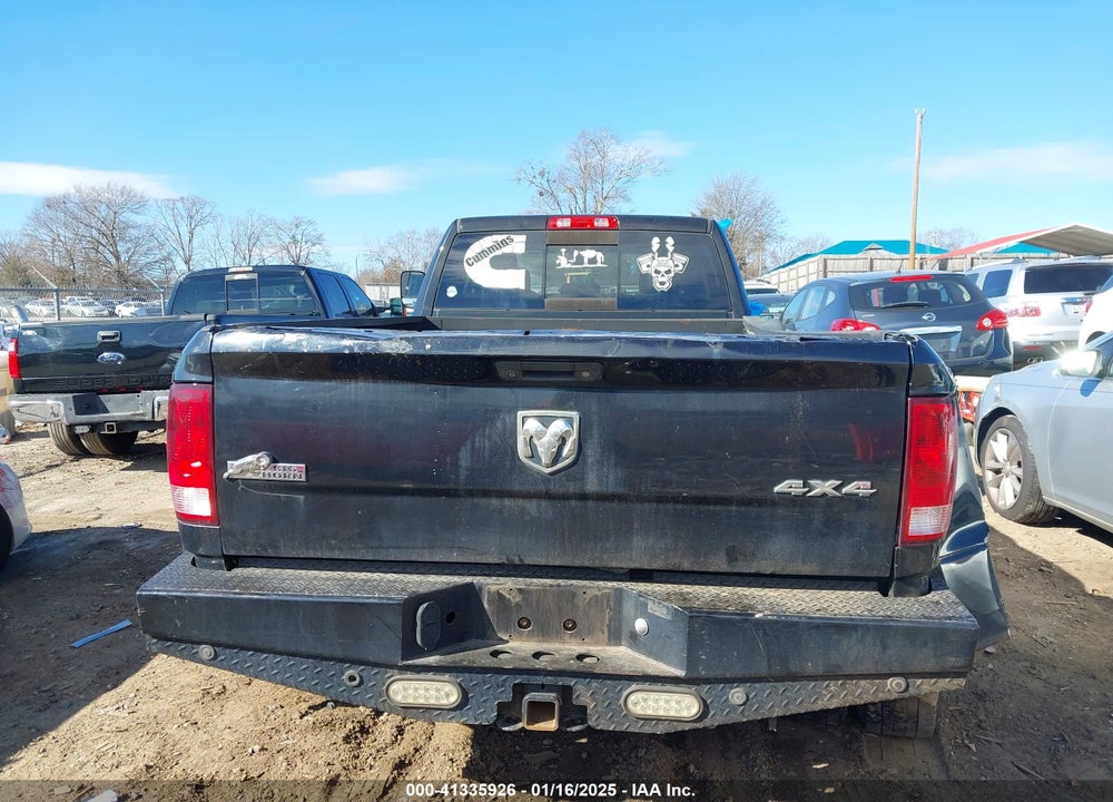 2016 RAM 3500 BIG HORN VIN: 3C63RRHL5GG128575