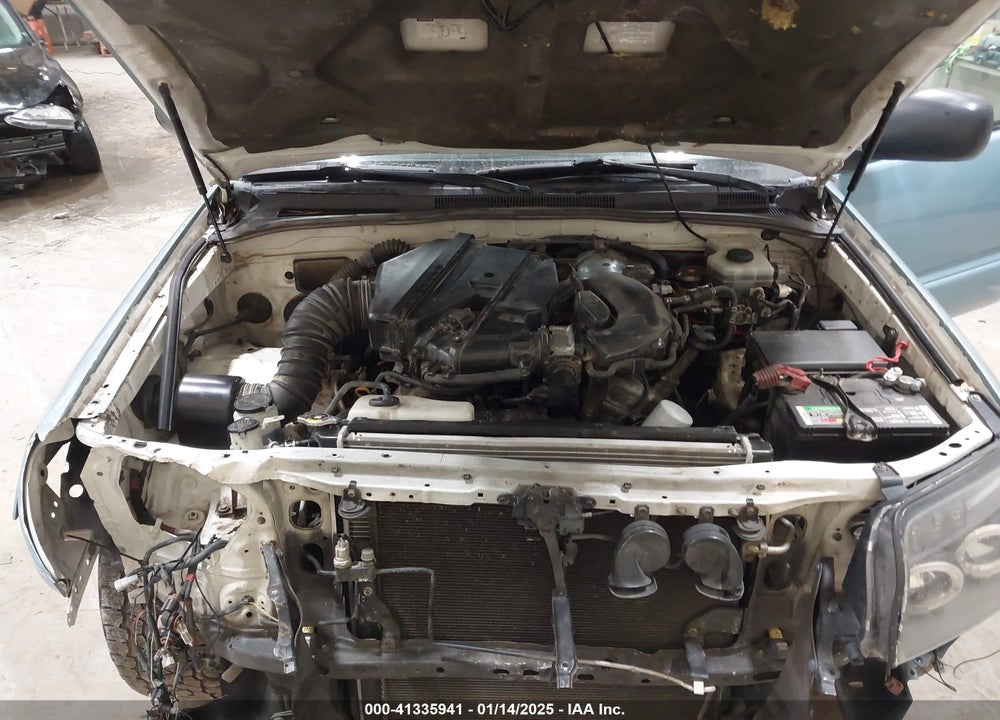 2004 TOYOTA 4RUNNER SR5 V6 VIN: JTEZU14R740035212