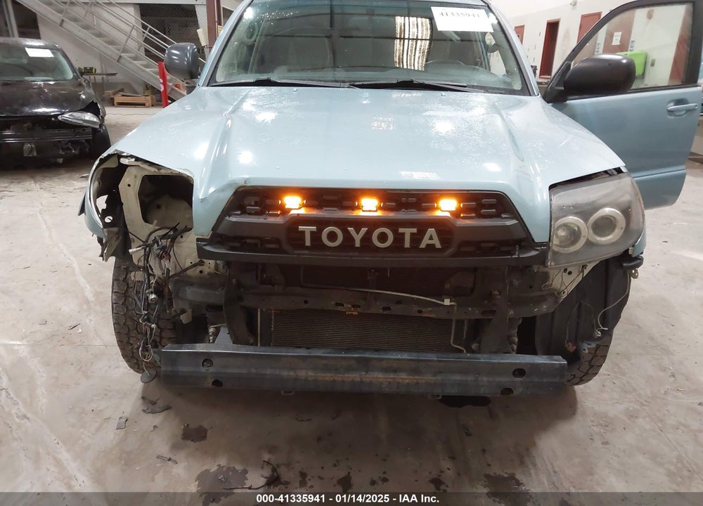2004 TOYOTA 4RUNNER SR5 V6 VIN: JTEZU14R740035212