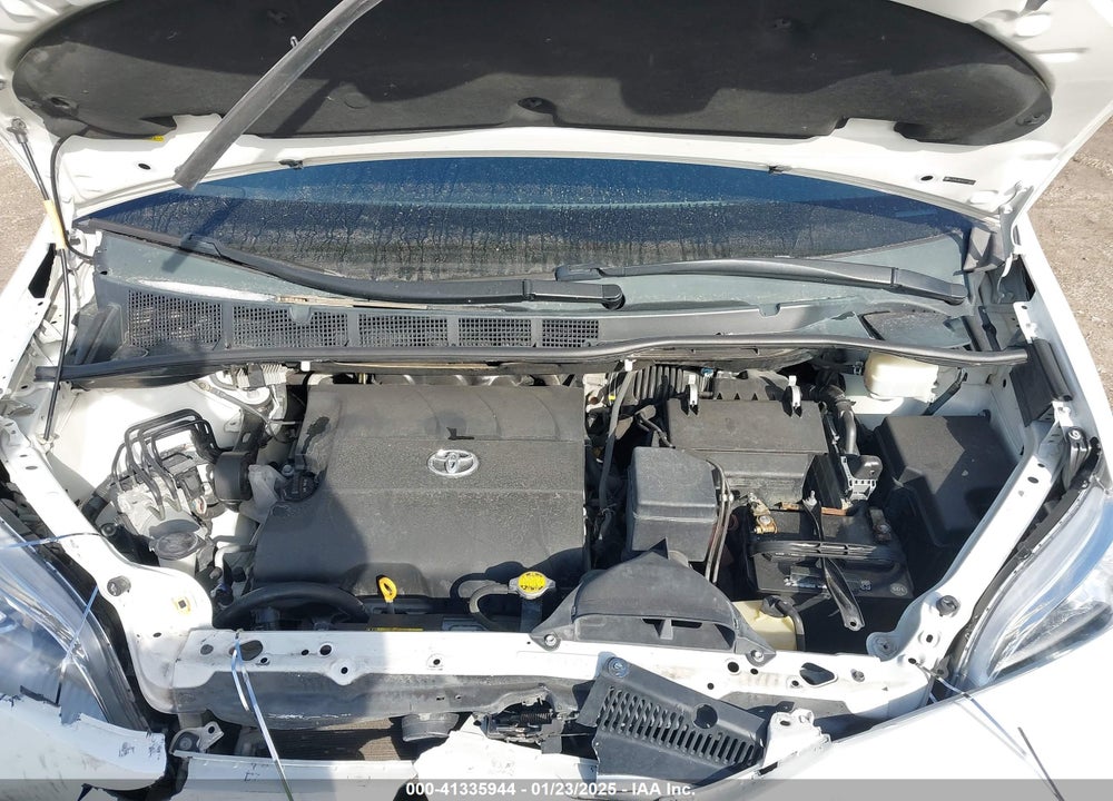 2012 TOYOTA SIENNA XLE LIMITED VIN: 5TDYK3DCXCS229015
