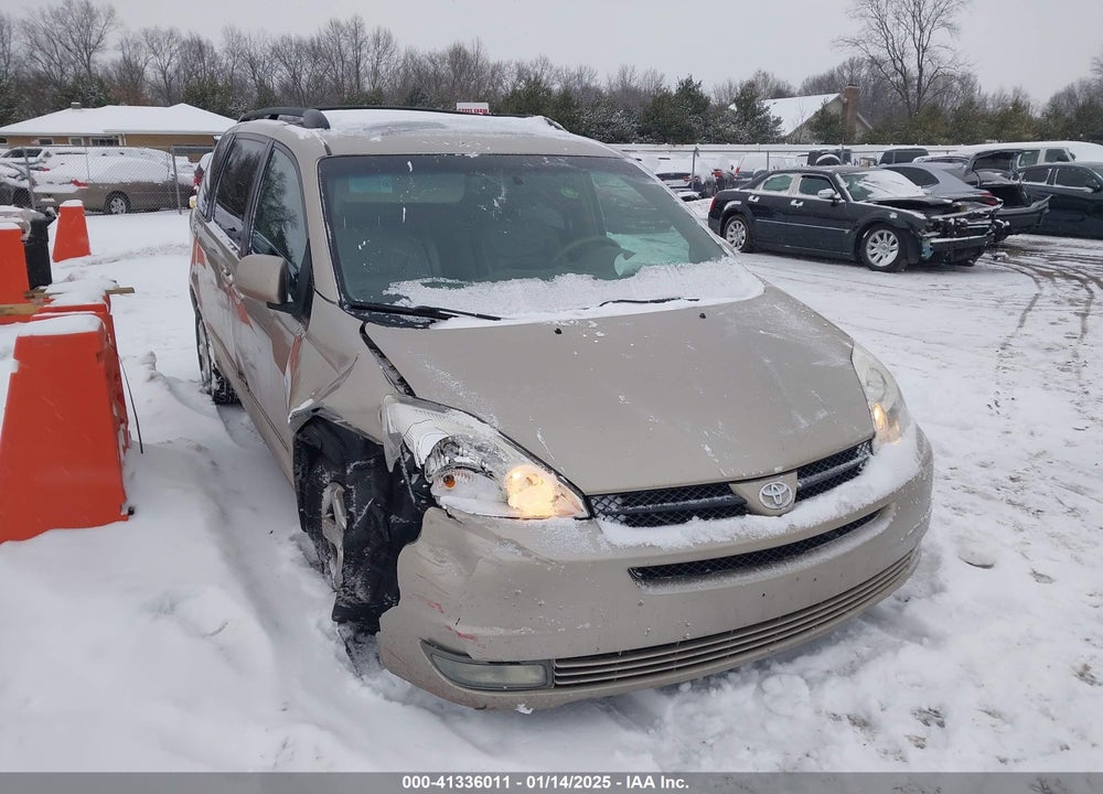 2004 TOYOTA SIENNA XLE VIN: 5TDZA22C24S102099