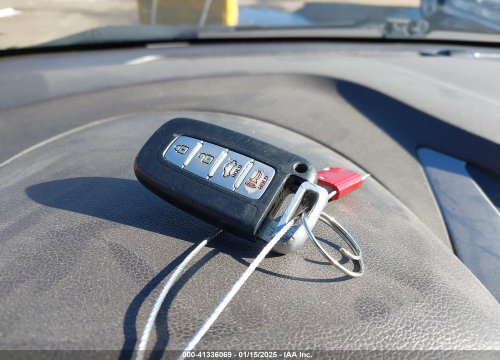 2012 HYUNDAI ELANTRA VIN: 5NPDH4AE4CH118524