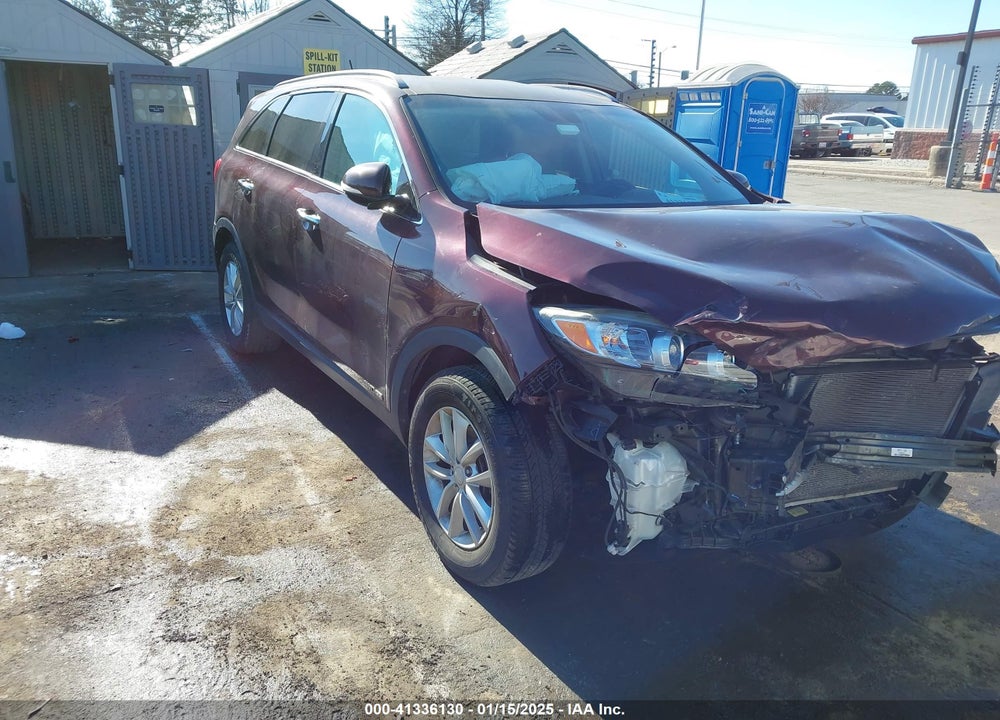 2017 KIA SORENTO 3.3L LX VIN: 5XYPGDA58HG227907