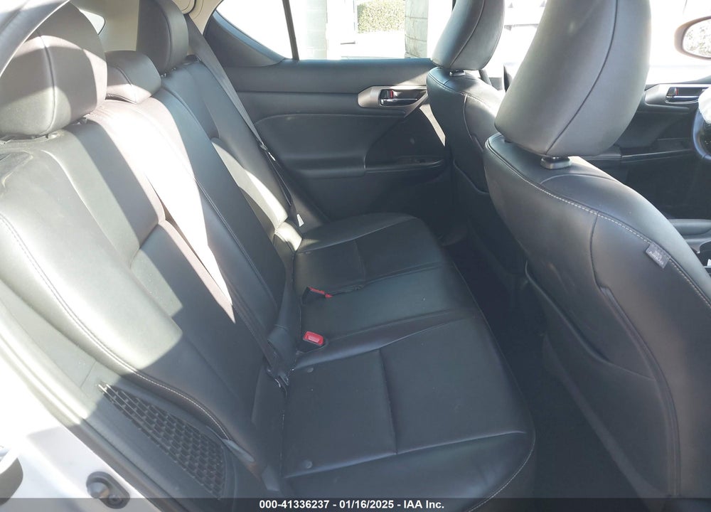 2015 LEXUS CT 200H VIN: JTHKD5BH7F2214010