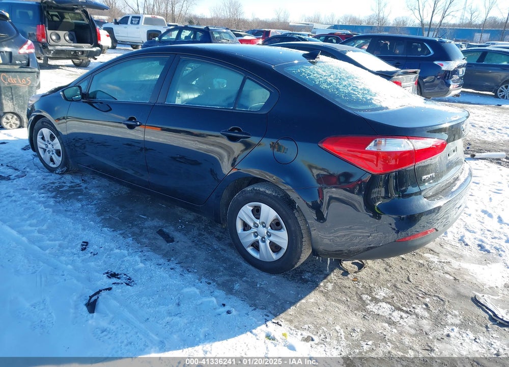 2015 KIA FORTE VIN: KNAFX4A65F5370563