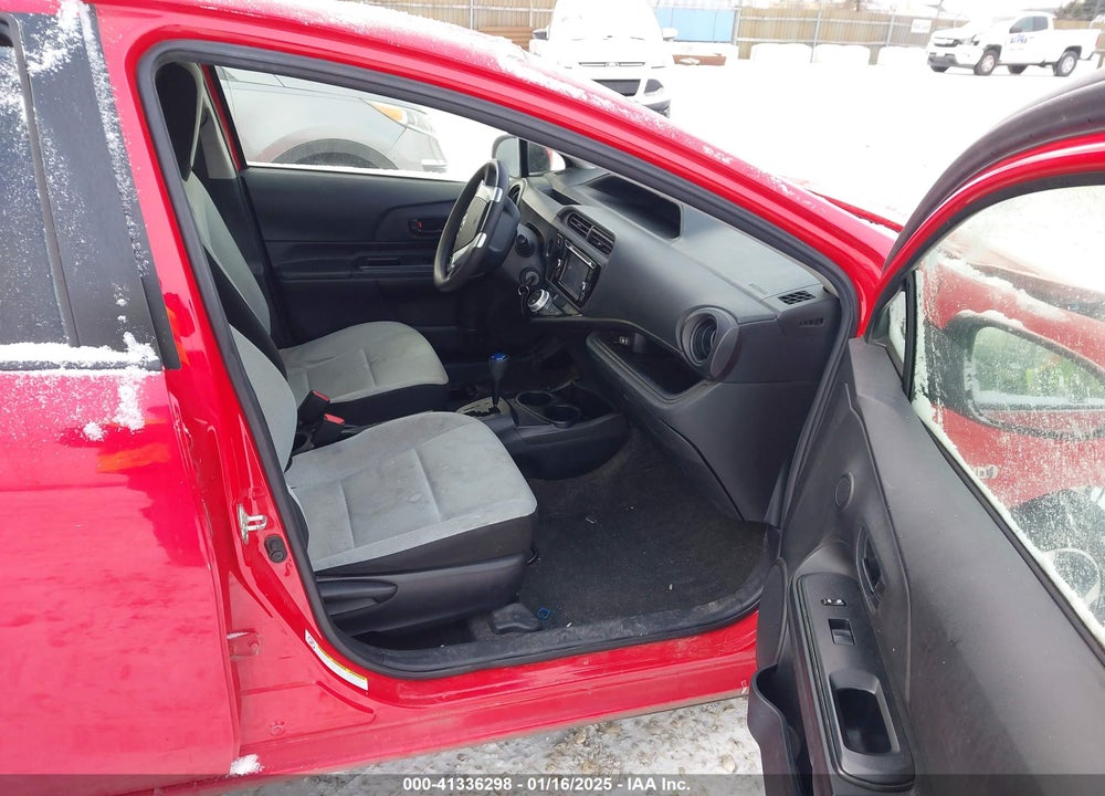2015 TOYOTA PRIUS C ONE VIN: JTDKDTB39F1109923