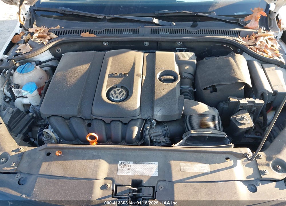 2013 VOLKSWAGEN JETTA 2.5L SE VIN: 3VWDP7AJ7DM429679