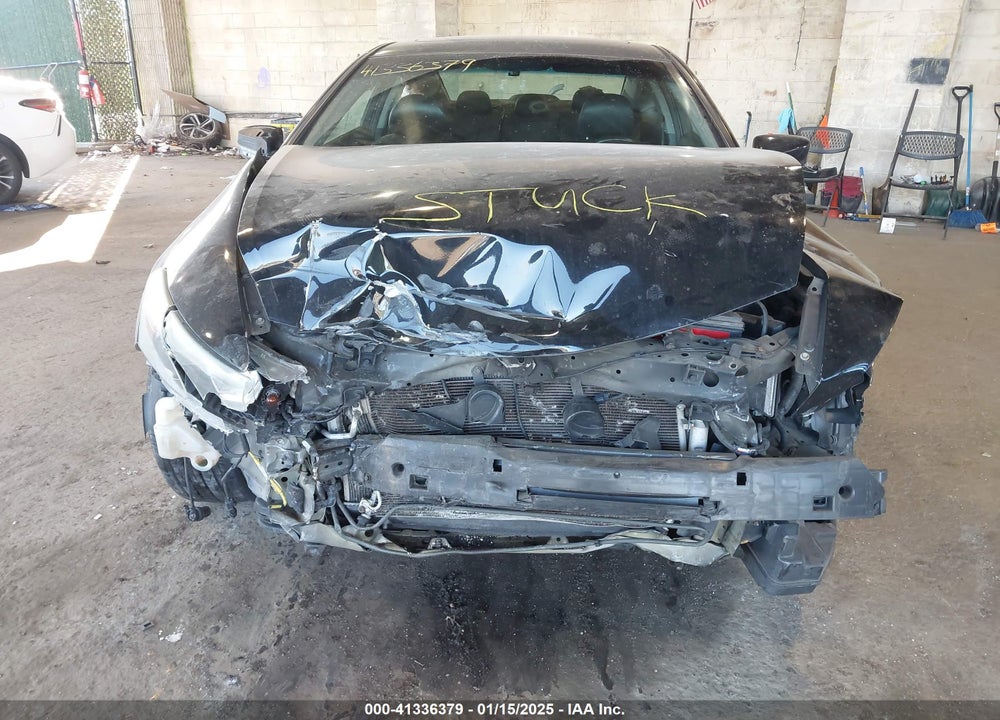 2012 HONDA ACCORD VIN: 1HGCS2B86CA011512