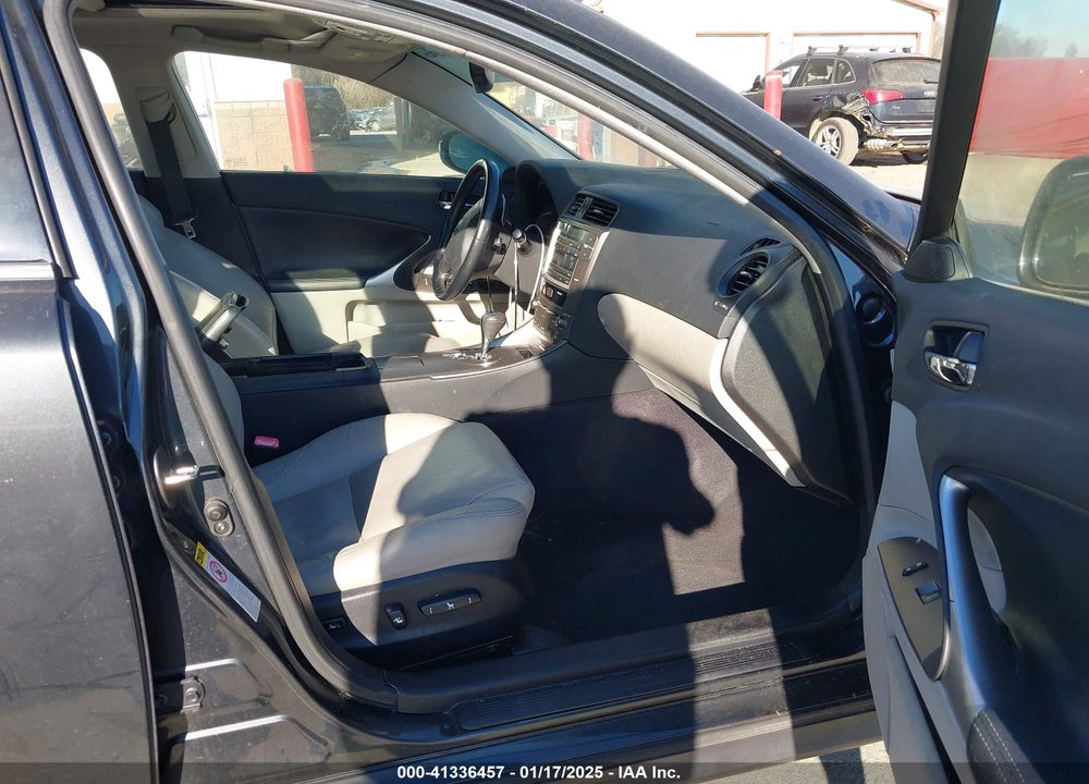 2010 LEXUS IS 250 BASE A6 VIN: JTHBF5C25A5115441
