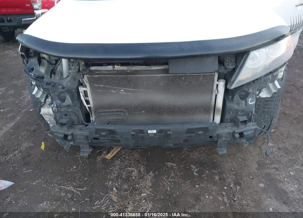 2013 KIA SORENTO VIN: 5XYKW4A28DG359093