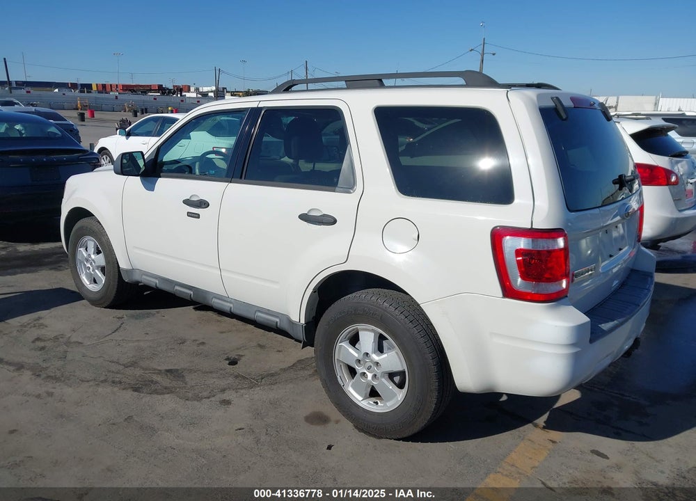 2010 FORD ESCAPE XLT VIN: 1FMCU0DG3AKC77168