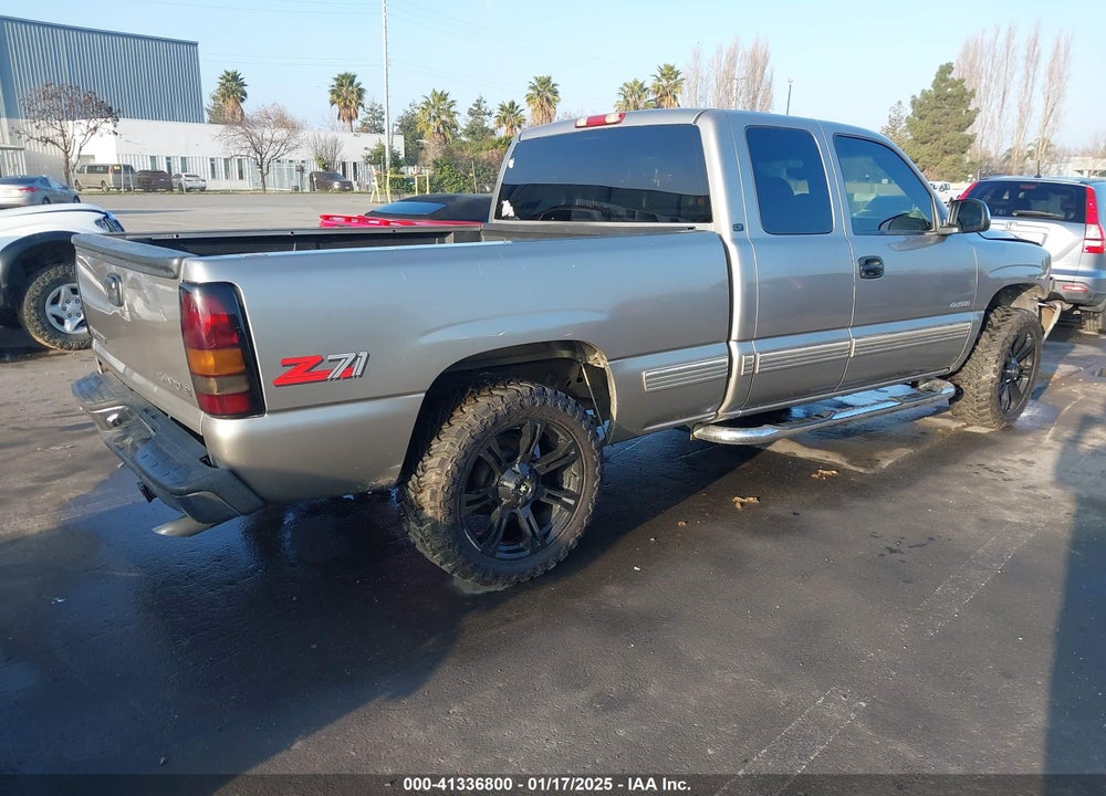 2000 CHEVROLET SILVERADO 1500 LT VIN: 2GCEK19T1Y1117024